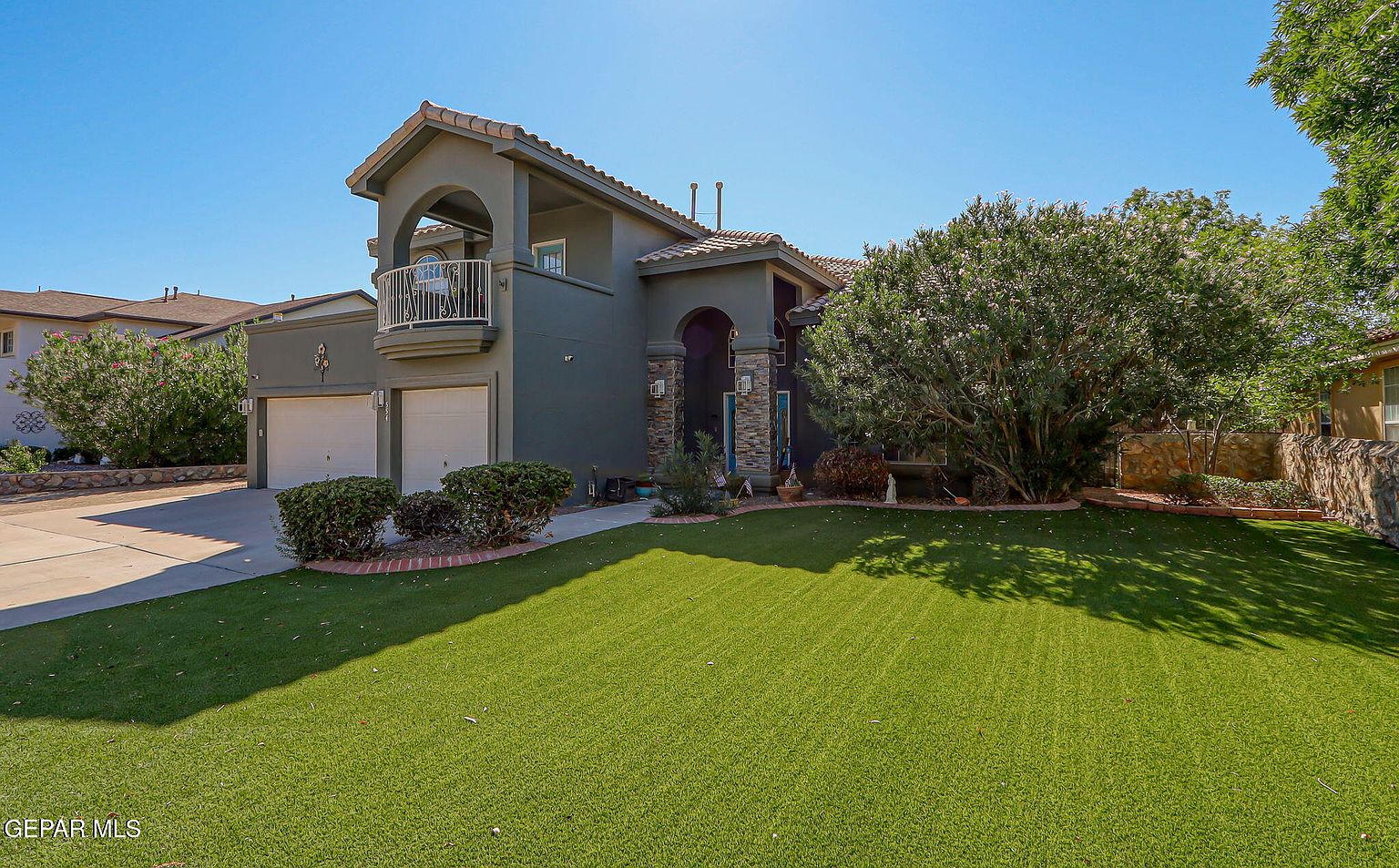 554 Shadow Willow Dr photo 5